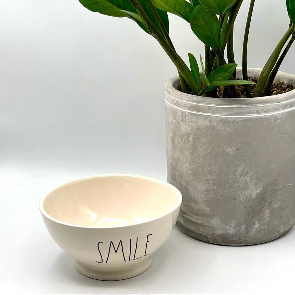 Rae Dunn SMILE cereal bowl